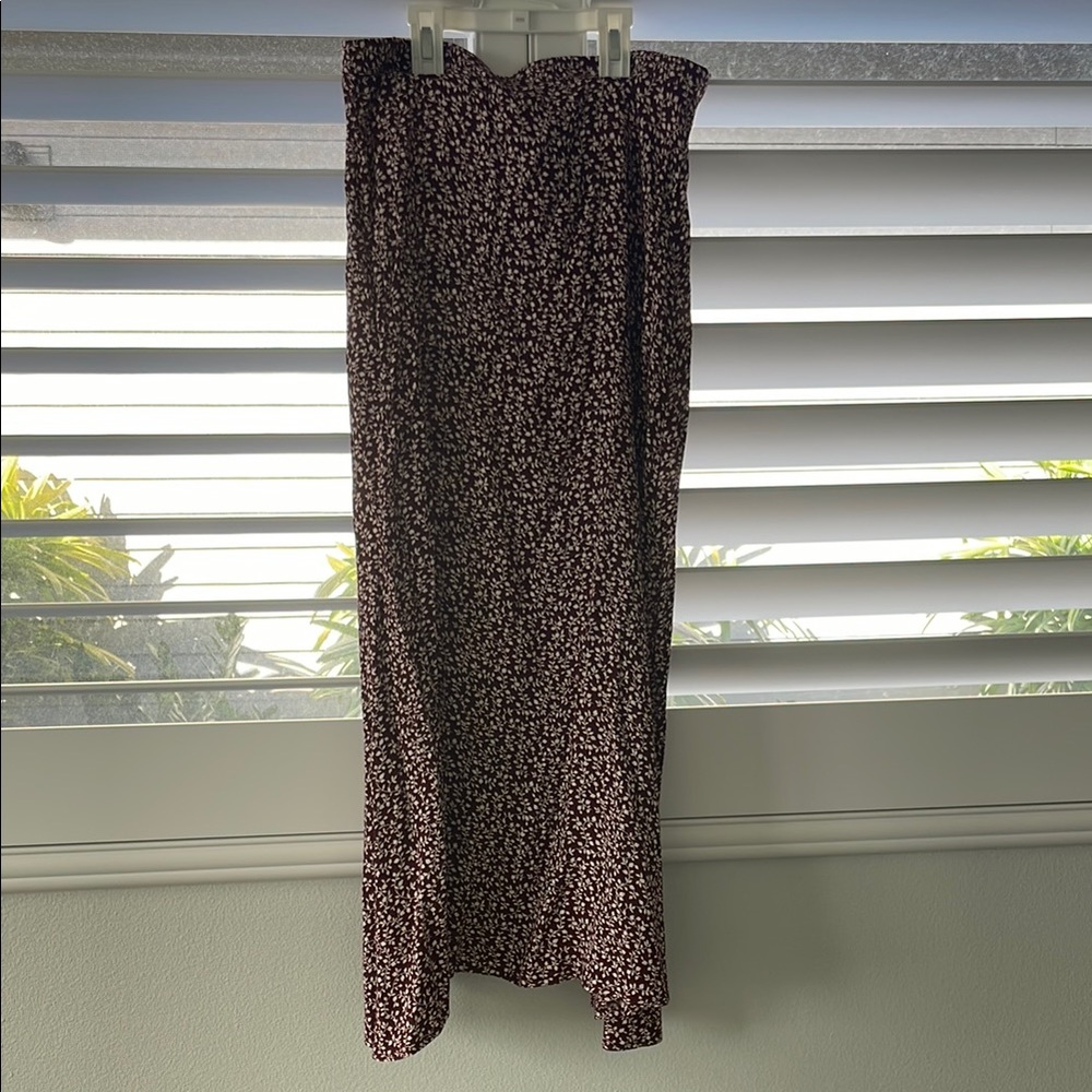 Reformation Black Midi Pencil Skirt with Pleats for Casual Night Out